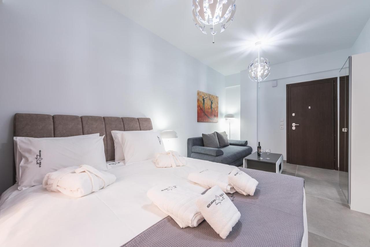 Iguana Gold Luxury Suites 1Min From Ermou Str Athen Exterior foto